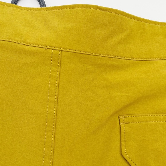 Duluth Trading Co Men's DuluthFlex Bull Moose 9" Board Shorts Olde Gold Size 40 - Picture 12 of 13